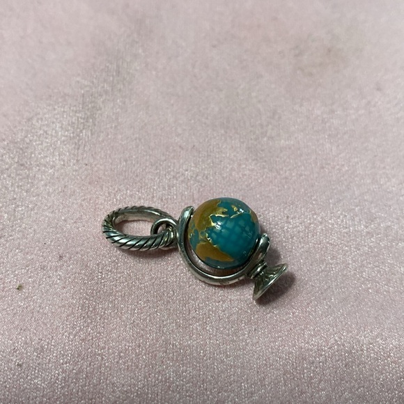 Silver Brighton Working Globe Dangle Charm - Picture 4 of 8
